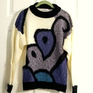 Women's sweater